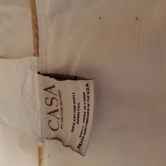 Casa by Victor Alfaro White Down Queen 90"x90" Comforter - Picture 7 of 10